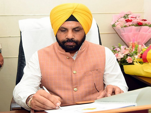 Punjab Minister Harbhajan Singh (File photo/ANI)