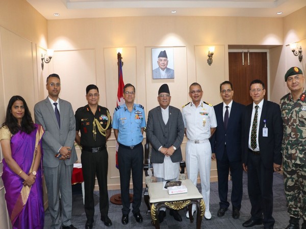 Nepal PM Pushpa Kamal Dahal with Delegation from India's National Defense College (Photo Credits: Indian embassy in Kathmandu)