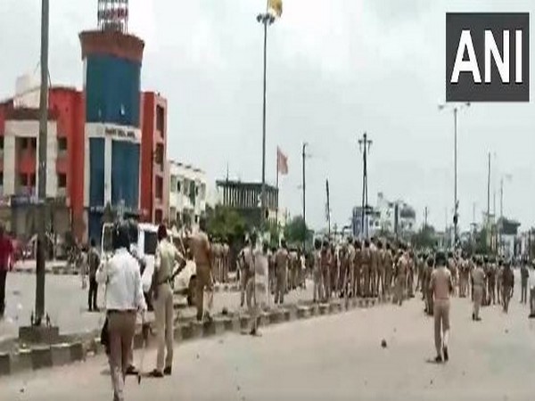 Four to five police personnel got injured after protestors pelted stones at them in the Ambad Chaufuli (Photo/ANI)