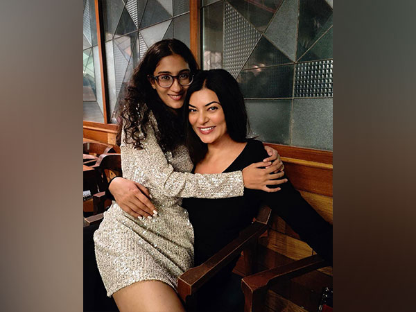 Actor Sushmita Sen and her daughter Renee (Image source: Instagram)