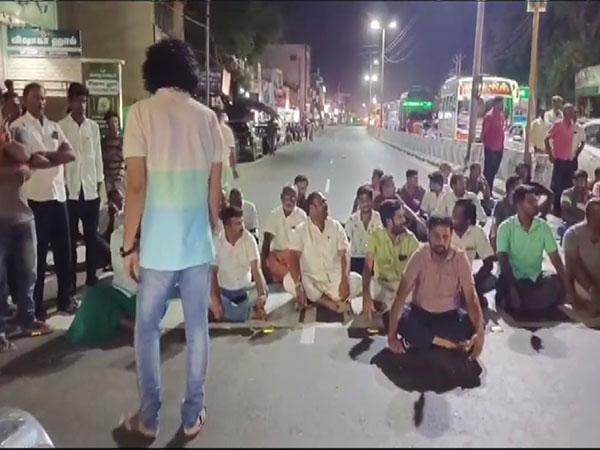 Visuals from the protest at Palladam in Tiruppur(Photo/ANI)
