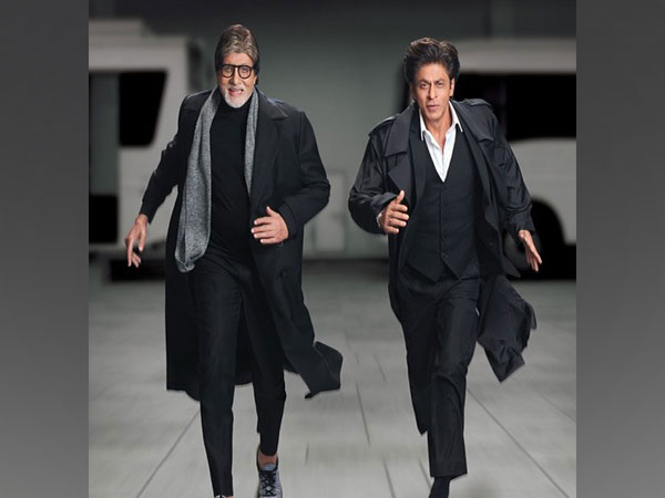 Amitabh Bachchan and Shah Rukh Khan (Image source: Twitter)