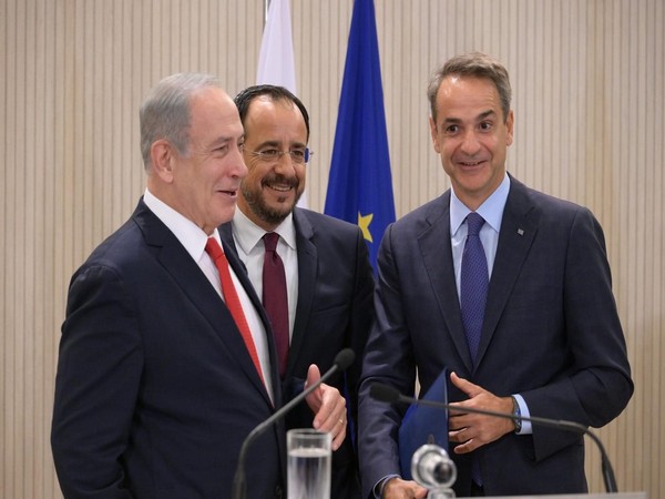 Israeli Premier Benjamin Netanyahu, Cyprus President Nikos Christodoulides, and Greek PM Kyriakos Mitsotakis (from L to R) (Photo: X/@netanyahu)