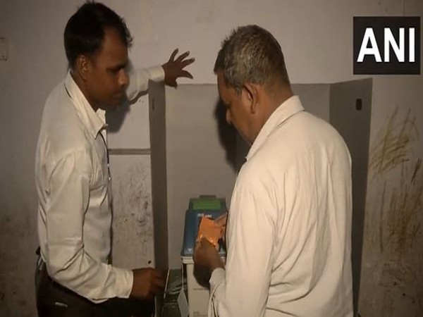 Voting preparations underway voting Dumri Assembly bypolls in Jharkhand.(Photo/ANI)