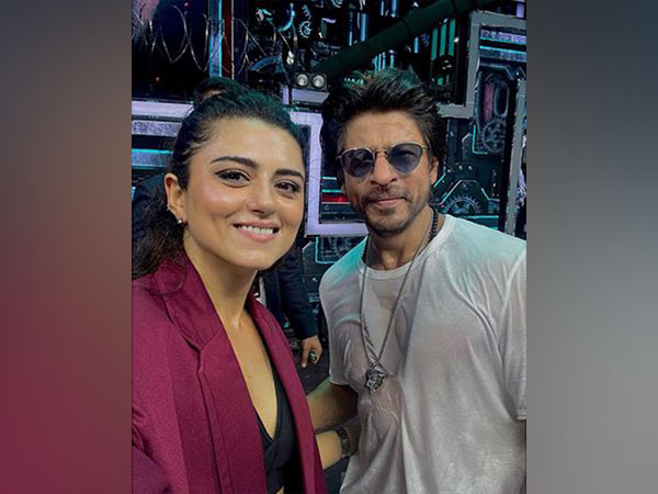 Ridhi Dogra and Shah Rukh Khan (Image source: Instagram)