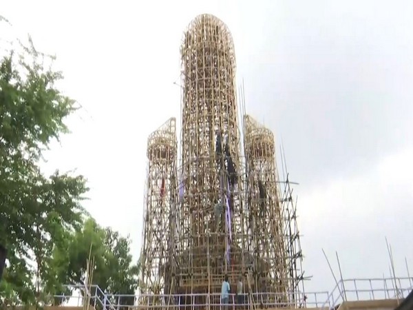 Chandrayaan-3 rocket-like pandal in Raipur, Chhatisgarh. (Photo/ANI)
