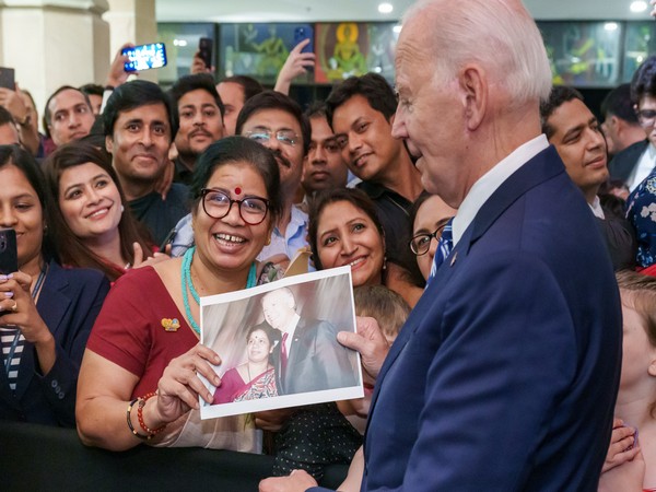 US President Biden meets US Embassy staffers after arriving in India (Photo Credit: X/@WhiteHouse)