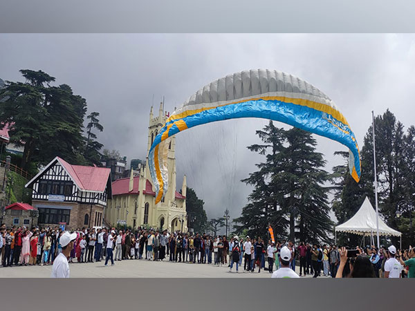 Himachal Pradesh Tourism Stakeholders Association organise paragliding demonstration at the Ridge in Shimla (Photo/ANI)