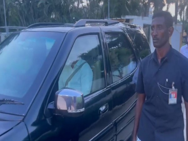 Chandrababu Naidu’s wife and son reach SIT office to meet him (Photo/ANI)