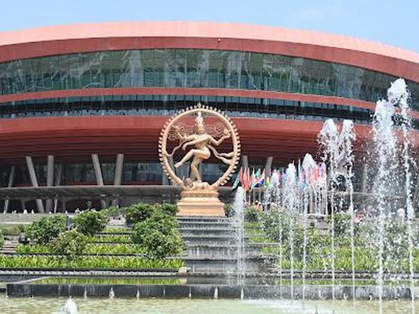 Image shows Natraj Statue outside Bharat Manadapm. (Photo/ANI)
