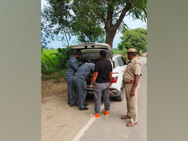 Punjab police checking a vehicle (Photo credit/ Punjab police)