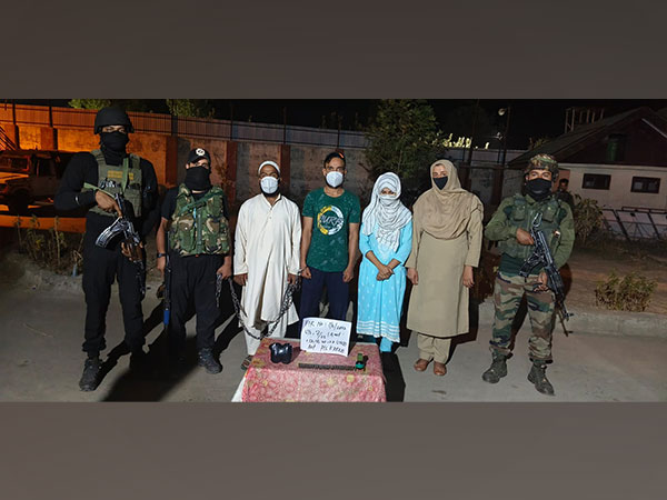 Three terrorist associates of LeT arrested in Baramulla, Jammu and Kashmir. (Photo/Baramulla police)