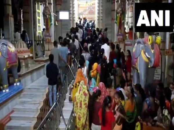 Devotees gathered at the Somnath temple (Photo/ANI)