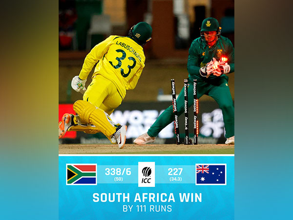 South Africa and Australia in action. (Photo- ICC)