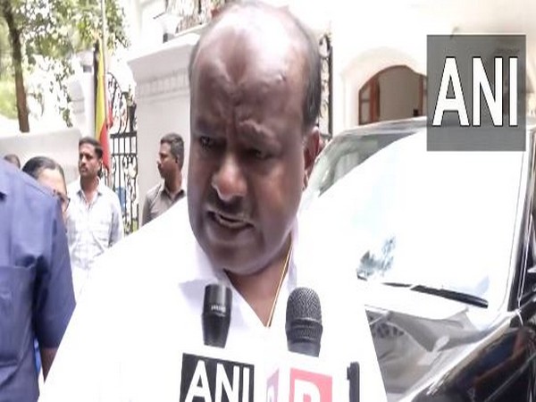 Former Karnataka Chief Minister HD Kumaraswamy (Photo/ANI)
