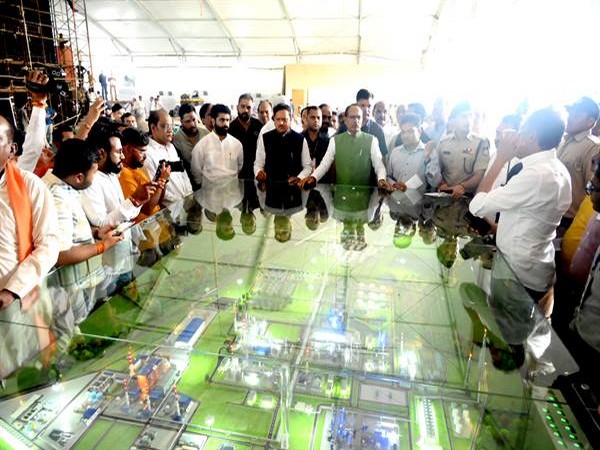 MP CM Chouhan reviewing the preparation (Photo/DPR)