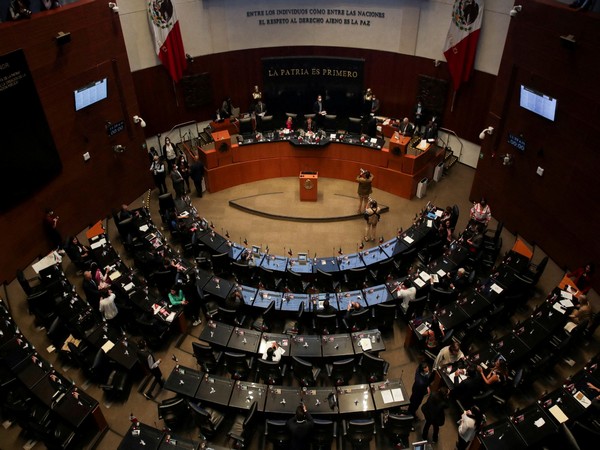 Mexico Congress (Photo credit: Reuters)