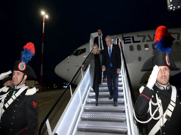 Israeli Prime Minister Benjamin Netanyahu, with his wife, Sara (Photo/TPS)