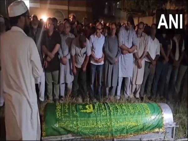 Last rites of J-K’s DSP killed in Anantnag encounter performed in Budgam. (Photo/ANI)