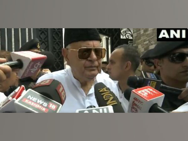 Former Chief Minister of Jammu and Kashmir Farooq abdullah (Photo/ANI)