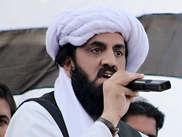 Jamiat Ulema-i-Islam-Fazl leader Hafiz Hamdullah (Source: Twitter/@hafiz_hamdullah)