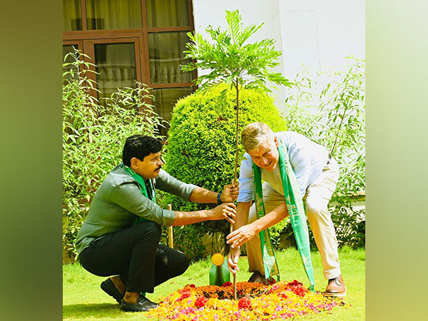 Environmentalist Erik Solheim (Right) and Rajya Sabha MP Joginipalli Santosh Kumar (Left) planting sapling (Photo/ANI)