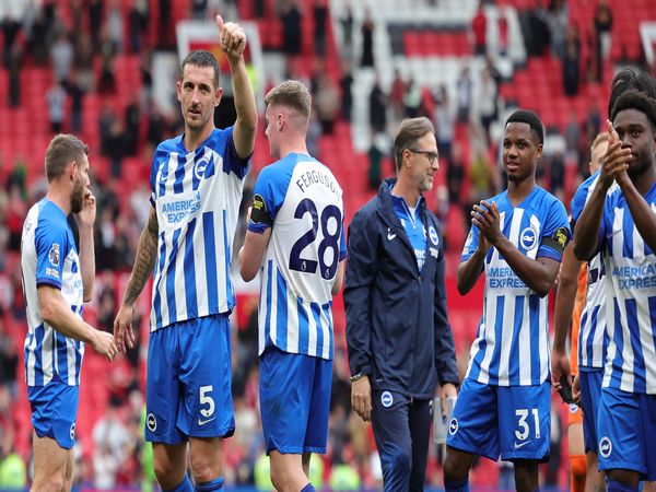 Brighton players celebrating. (Photo- Brighton Twitter) 