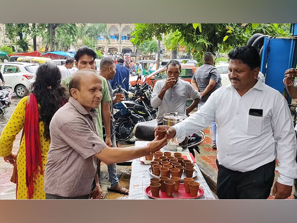 BJP workers in Vadodara distribute tea for free on occasion of PM Modi's 73rd birthday (Photo/ANI)