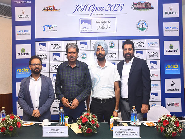 Indian cricket legend Kapil Dev at J&K Open event (Image: PGTI)