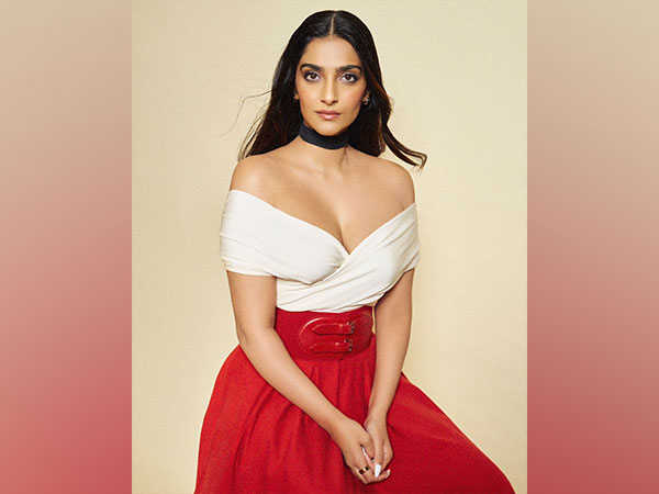 Actor Sonam Kapoor (Image source: Instagram)