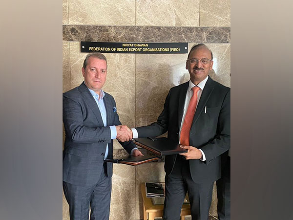 Vice President of the Iran-India Joint Chamber of Commerce, Mahdi Rangrona and CEO of Federation of Indian Export Organizations, Ajay Shai (Photo Credits: Twitter/@Iran_in_India)