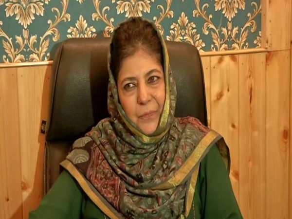 Jammu and Kashmir People's Democratic Party chief Mehbooba Mufti (Photo/ANI)