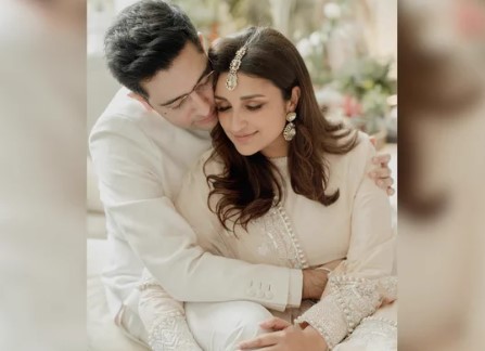 Parineeti Chopra, Raghav Chadha (Image source: Twitter)