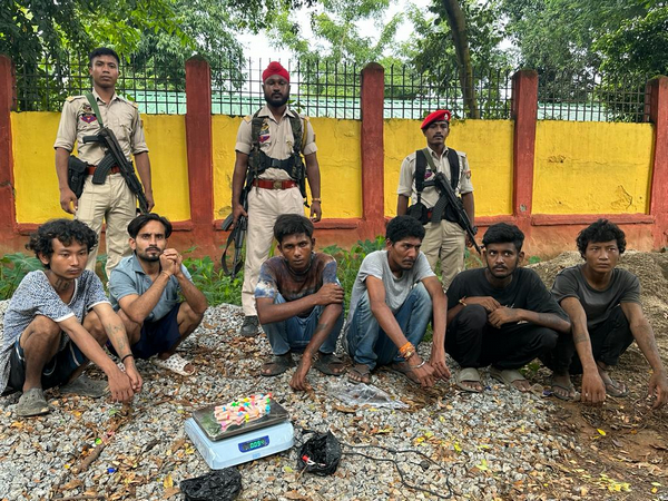 Assam STF nabs 6 drug peddlars in Guwahati (Image/ANI)