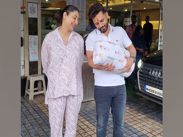 Disha Parmar, Rahul Vaidya with their baby (Image source: X)