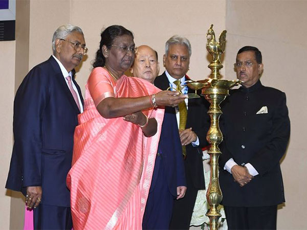 President Droupadi Murmu inugrates International Seminar on Business and Human Rights (Photo/ANI)