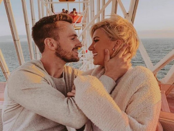 Savannah Chrisley and Nic Kerdiles (Image source: Twitter)