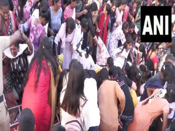 Barricade collapses in Madurai district (Image/ANI)