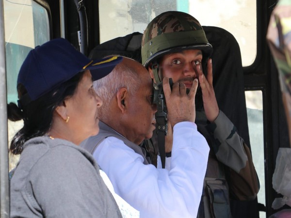 Himachal Governor Meets ITBP 