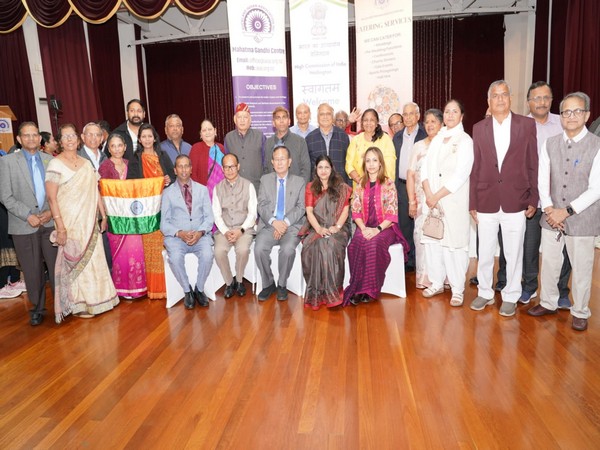 Indian diaspora in Auckland receives MoS External Affairs and Education Rajkumar Ranjan Singh (Photo Credits:X/@IndiainNZ)