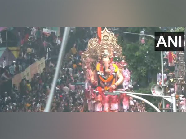 Lord Ganesh statue from Lalbaugcha Raja (Image: ANI)