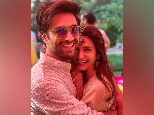 Pulkit Samrat, Kriti Khrabanda (Image source: Kriti's Instagram)