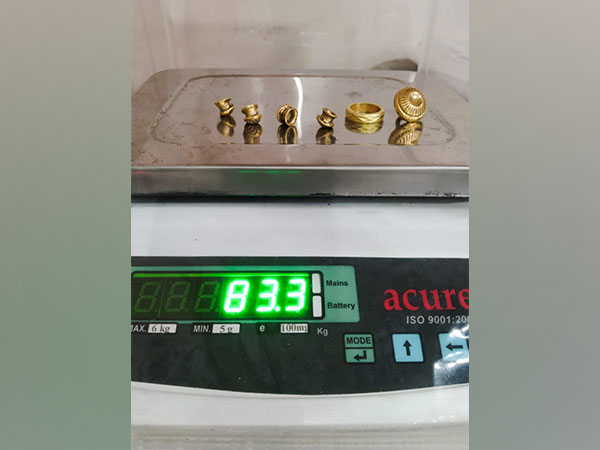  AIU Trichy seizes gold worth Rs 23.84 lakhs (Photo/ANI)