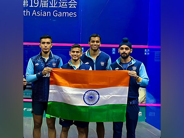 Men's Squash team (Image: Twitter/ Anurag Thakur) 