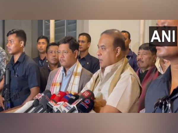Meghalaya Chief Minister Conrad Sangma with his Assam counterpart Himanta Biswa Sarma (Photo/ANI)