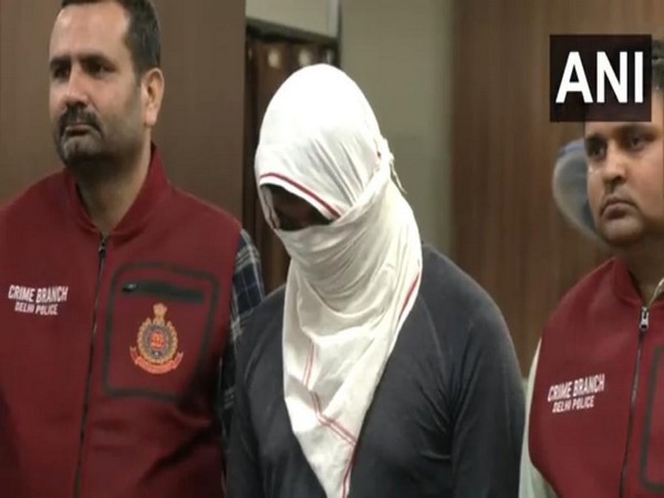 Accused head constable in police custody. (Photo/ANI)