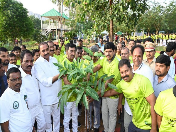 K  Santosh Kumar planting saplings (Photo/Santosh Kumar twitter) 