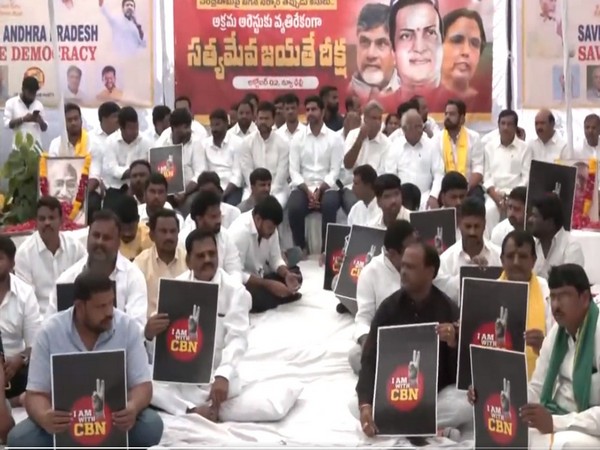Hunger strike by TDP workers in Delhi against arrest of Chandrababu Naidu (Photo/ANI)