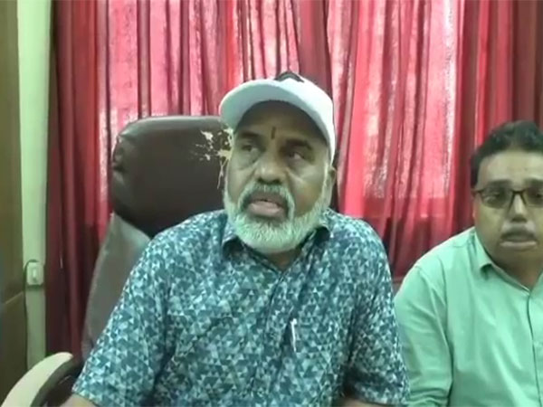 Dr Shyamrao Wakode, in charge dean of the Nanded Medical College (Photo/Ashok Chavan Office)