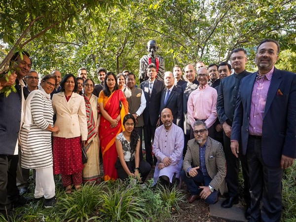 India’s Consulate General in New York celebrates Gandhi Jayanti (Source; Twitter/@IndiainNewYork)